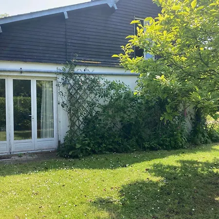 Holiday home Fleur Bleue *