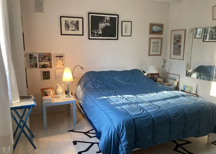 Fleur Bleue Holiday home *